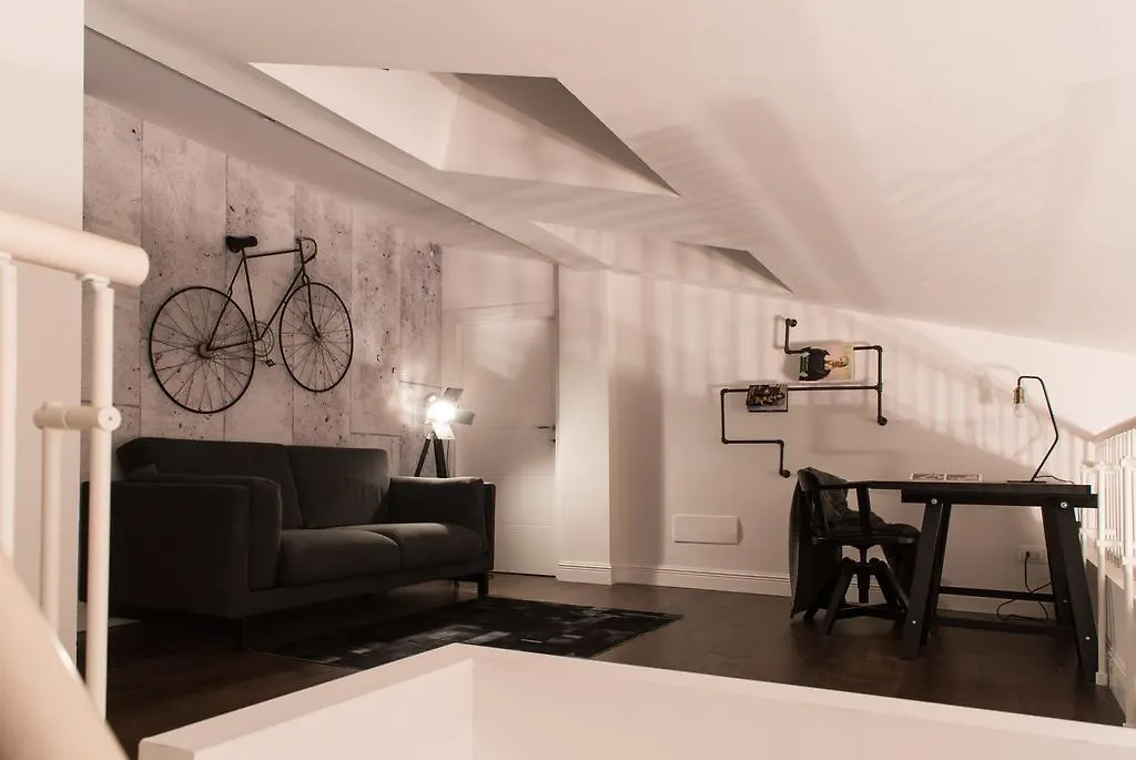 Industia Loft Apartment Firenze 0*,  Italia